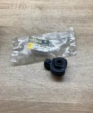 Renault Megane II Muffler mount bracket/holder 7700849461