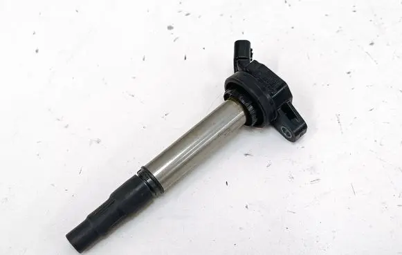Toyota Prius+ (ZVW40) High voltage ignition coil 9091902258