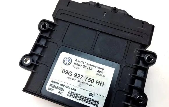 Volkswagen PASSAT CC Gearbox control unit/module 09G927750HH