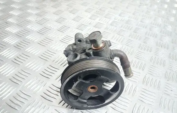Mitsubishi Lancer VIII Power steering pump