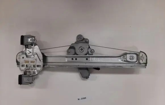 Chevrolet Orlando Rear door window regulator with motor 98810J3070