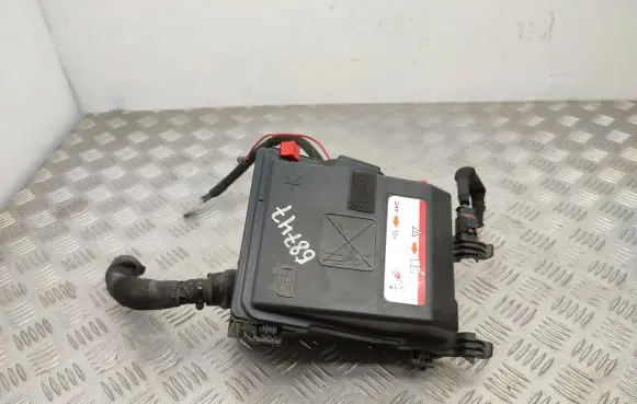 Peugeot 3008 II Fuse box set B1453245101 9678633380