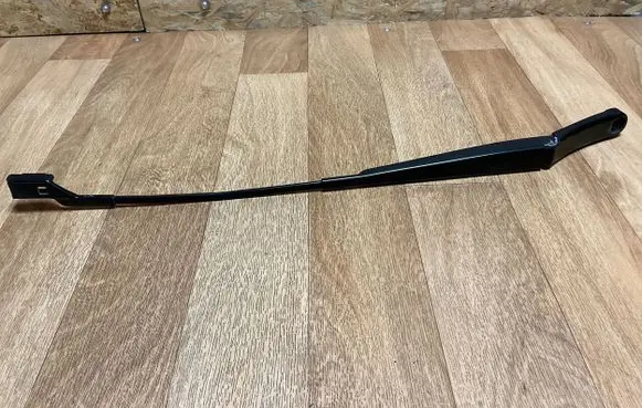 Volkswagen PASSAT B6 Front wiper blade arm 3C1955410B