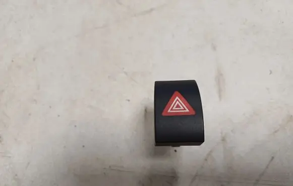 Skoda Octavia Mk2 (1Z) Hazard light switch 1Z0953235B