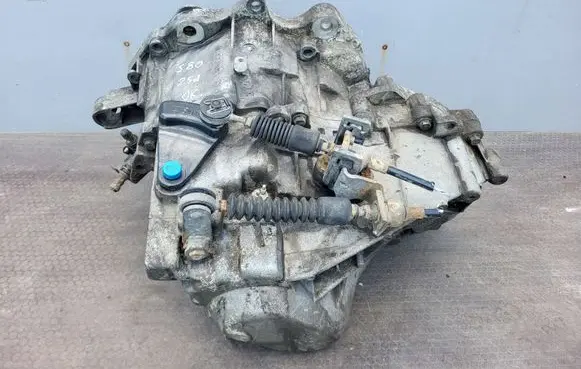 Volvo S80 Manual 5 speed gearbox 1023704