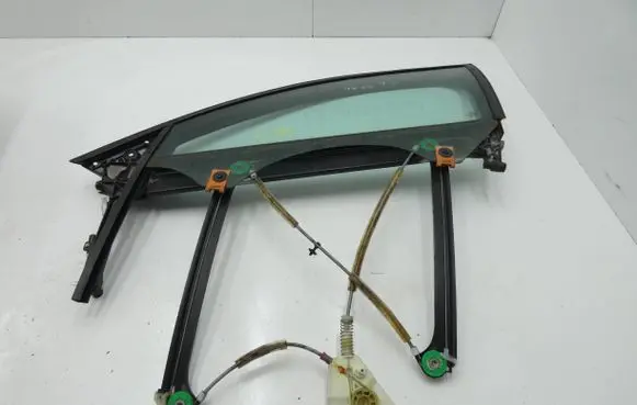 Audi A3 S3 A3 Sportback 8P Front door window/glass frame 8P4837629