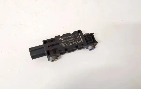 Audi A3 S3 8P Airbag deployment crash/impact sensor 8e0959651a