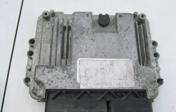 Ford Focus Wing mirror control module BV6112A650YC