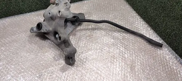Renault Trafic III (X82) Engine mounting bracket 648606762R 93455374 244834609R