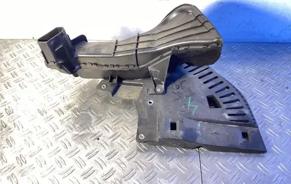 Lexus IS III XE30 Air intake duct part 5320953070