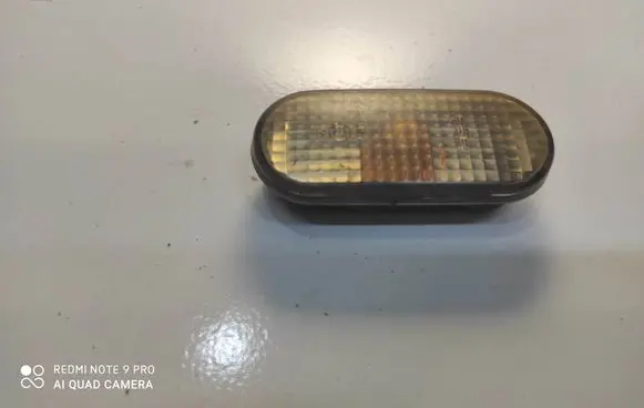Volkswagen Golf III Front indicator light 3A0949117B