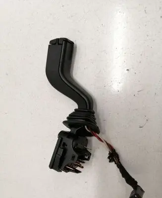 Opel Vectra B Wiper control stalk 090243395