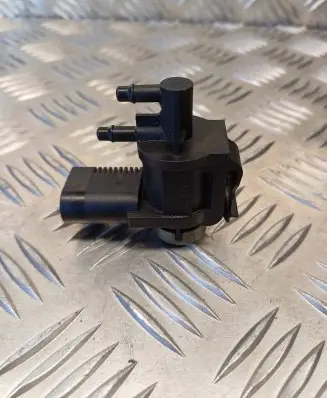Volkswagen PASSAT B6 Turbo solenoid valve 1K0906283A