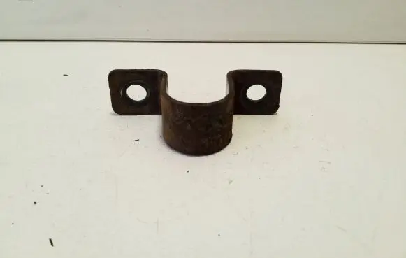 Jaguar XE Sway bar bush bracket, rear 8W834A047AA
