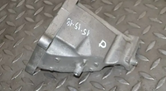 Mercedes-Benz S W221 Engine mounting bracket A2782232804