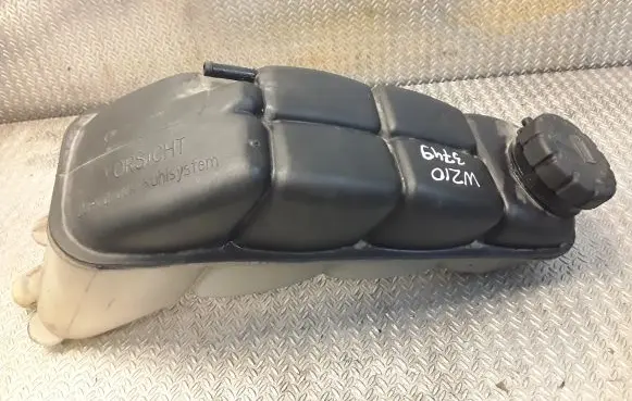 Mercedes-Benz E W210 Coolant expansion tank/reservoir 2105000349 A2105000349