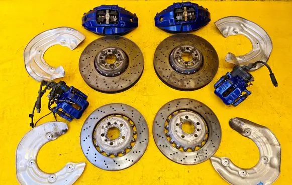BMW X4M F98 Brake discs and calipers set 