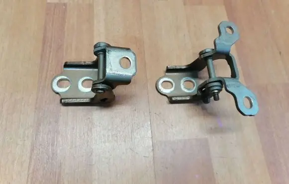 Rear door hinge set
