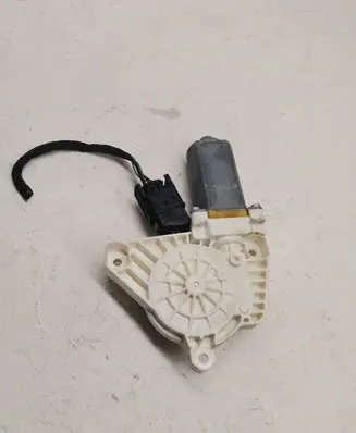 Mercedes-Benz S C217 Rear door window regulator motor A0009066206