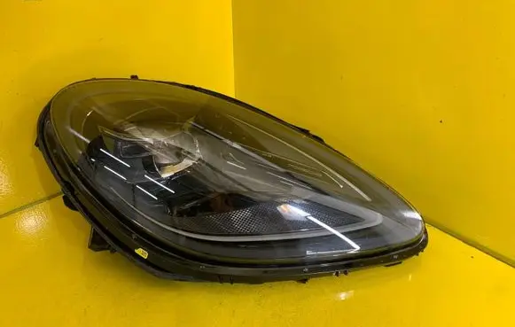 Porsche Macan (95B) Headlight/headlamp 95B941016K