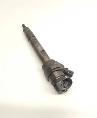 BMW 5 F10 F11 Fuel injector 7810702