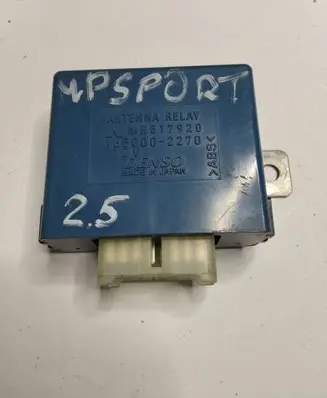 Mitsubishi Pajero Sport I Other control units/modules MR517920 1650002270