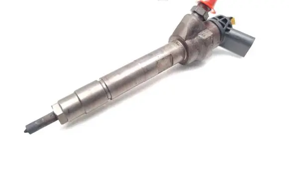 BMW 3 E90 E91 Fuel injector 7810702 0445110382