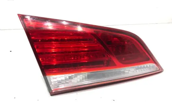 Hyundai i40 Rear/tail lights 92403-3Z300