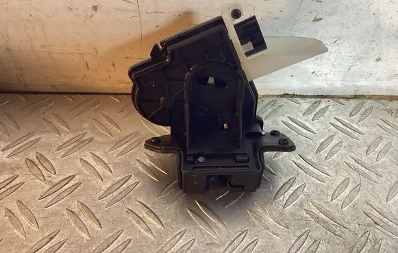 Toyota Land Cruiser (J200) Tailgate/trunk/boot lock/catch/latch