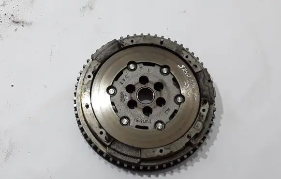 Dacia Sandero III Dual mass flywheel 123100749R