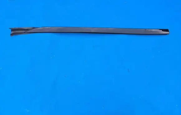 BMW X7 G07 Windshield trim 7434874