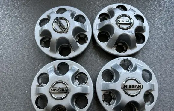 Nissan Navara Original wheel cap 40315EB000