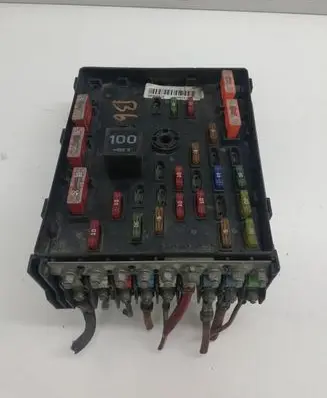 Volkswagen PASSAT B6 Fuse module 3C0937125