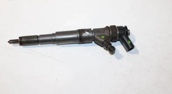 BMW 5 E60 E61 Fuel injector 7794652 0445110212