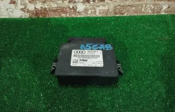 Audi A5 8T 8F Hand brake control module 8K0907801H 32620205A A2C53369554
