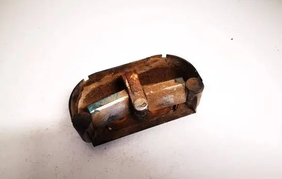 Volkswagen PASSAT B5.5 Rear door lock loop/hook striker 1j6827517b