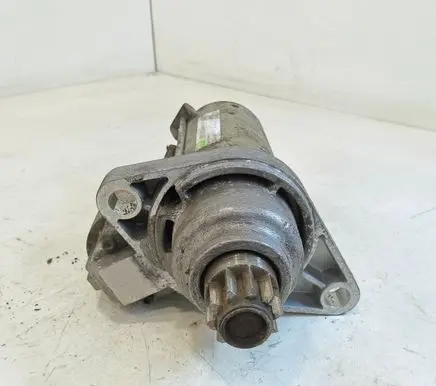 Volkswagen Golf Plus Starter motor 911023B