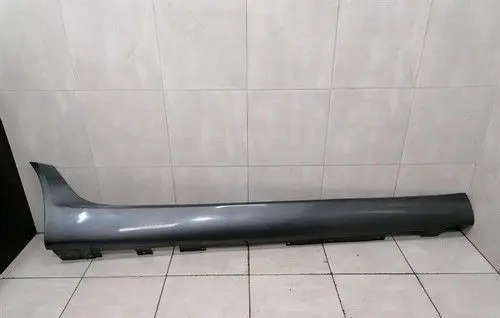 Aston Martin DB11 Side skirt rear trim AD4310608AB