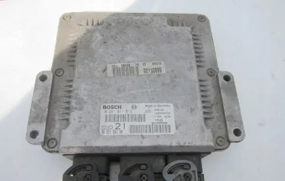 Peugeot 607 Engine control unit/module 9652184180