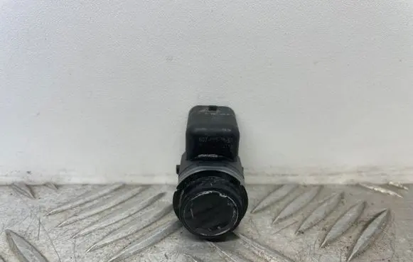 BMW 5 F10 F11 Parking PDC sensor 9173106