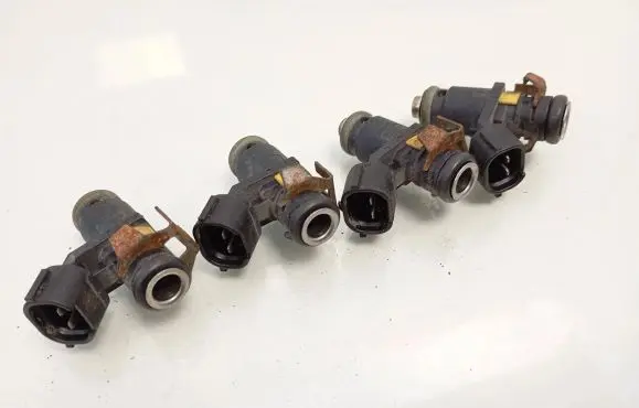 Skoda Octavia Mk2 (1Z) Fuel injector 036906031AG 9184p02778
