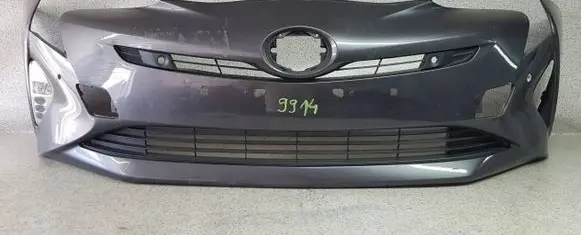 Toyota Prius c Front bumper 5211947700