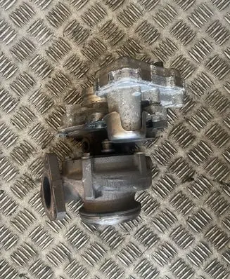 Mercedes-Benz C W204 Turbo A6511530094 A6510902780