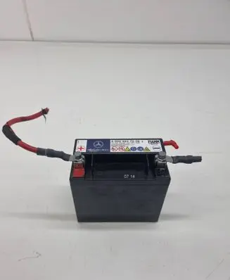 Mercedes-Benz B W246 W242 Car battery A0009827008