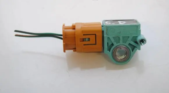 Mazda 6 Airbag deployment crash/impact sensor 5WK43826