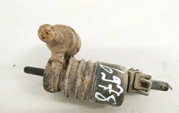 Windscreen/windshield washer pump