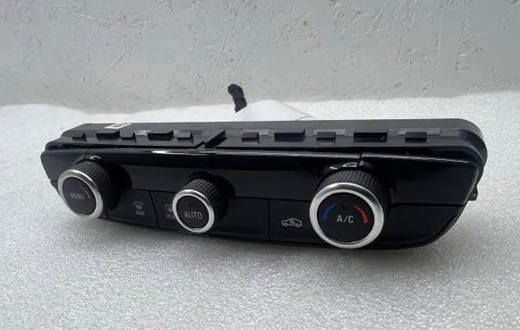 Opel Mokka B Climate control unit 9842665880