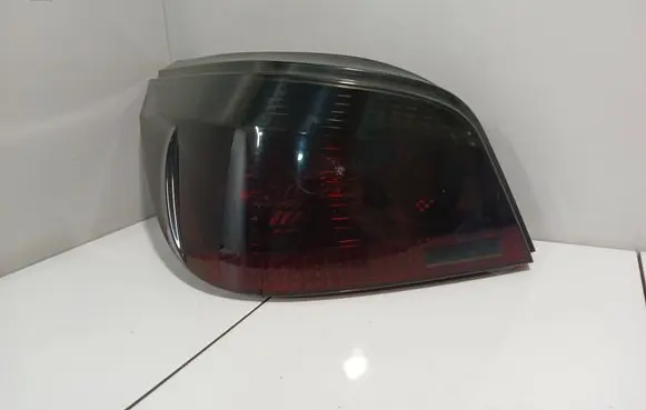 BMW 5 E60 E61 Rear/tail lights 6910767 2VP008679 0579964