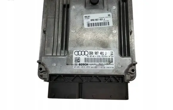 Audi A4 S4 B8 8K Engine control unit/module 8R0907401J