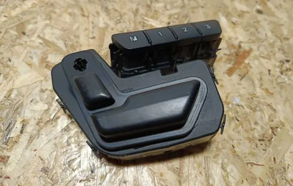 Mercedes-Benz CLS C218 X218 Seat control switch A2129059600 10025893